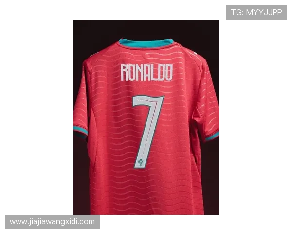 西班牙2026世界杯球衣谍照曝光 全新设计引发球迷热议